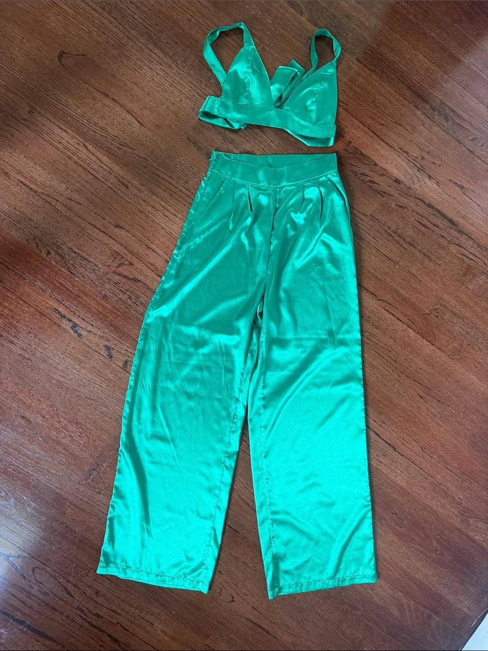 Green Satin Wide-Leg Pants - Women's High-Waist